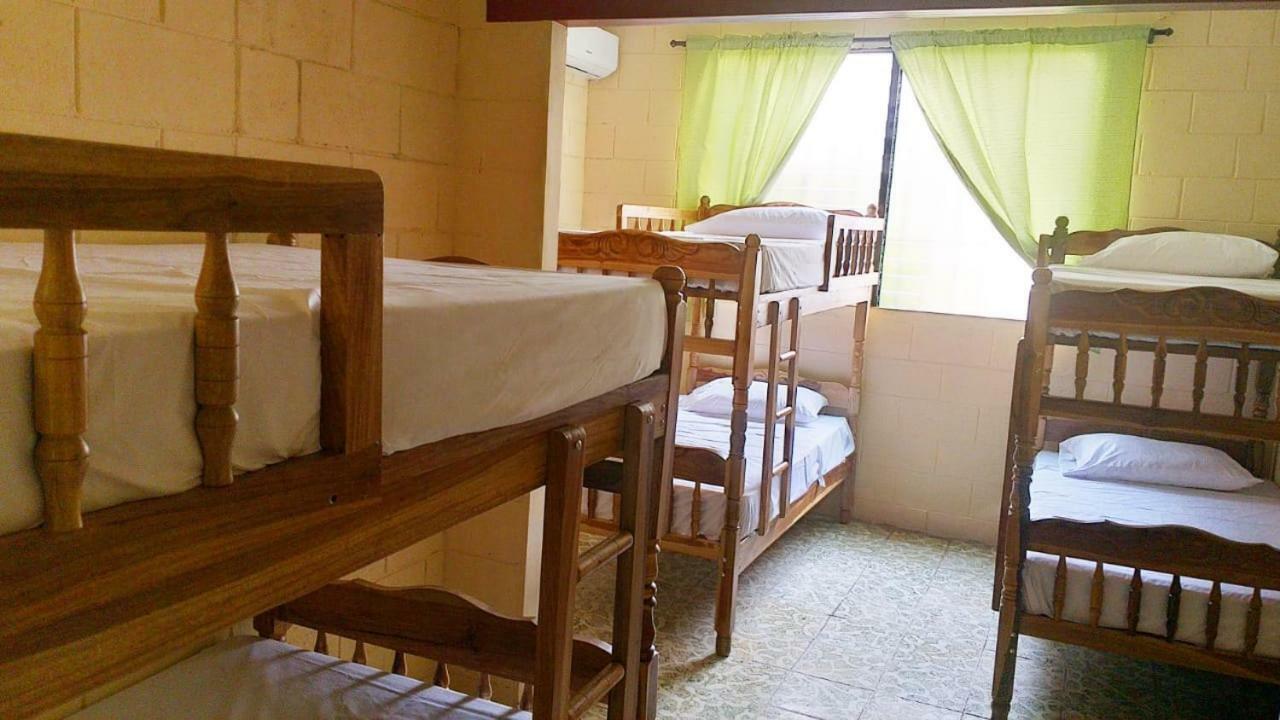 سان سلفادور Hostal Dona Marta المظهر الخارجي الصورة